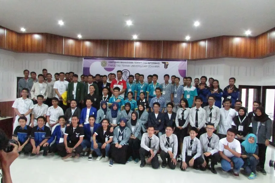 Foto Bersama Peserta ITCC Udayana, Bali